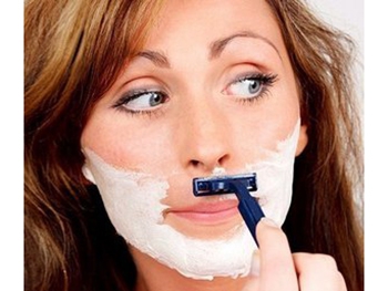 Британские медики предложили поднимать женское либидо...мужским половым гормоном, тестостероном фото