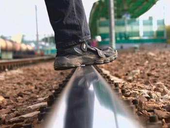 Стали известны подробности гибели школьника на ж/д путях фото