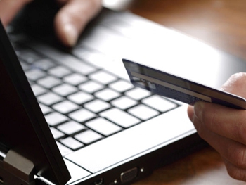 Опубликован список интернет-магазинов, где украинцам опасно делать покупки фото