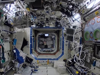 NASA опубликовало видео высокого качества об МКС изнутри фото