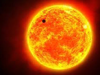 Сколько длятся сутки на Солнце  фото