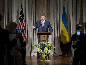 Порошенко решил встретиться с Трампом фото