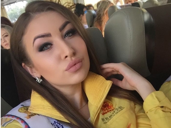 Мелитопольская модель вышла на сцену престижного конкурса красоты в Китае фото