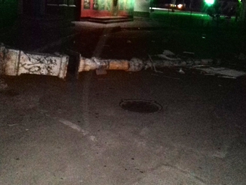 Из-за землетрясения в Японии в Мелитополе падали столбы  фото