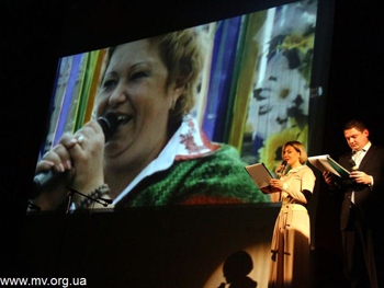 Творческие коллективы поддержали коллегу концертом фото