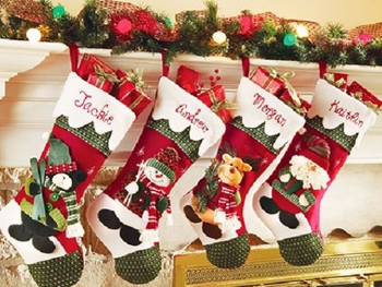 Помогите наполнить мешок с подарками святому Николаю фото