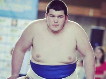 Мелитополец завоевал награды на чемпионате мира по сумо фото