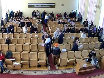 Два часа споров - и ничего: депутаты ушли на перерыв фото