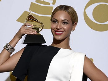 Объявлены номинанты премии Грэмми-2017 фото