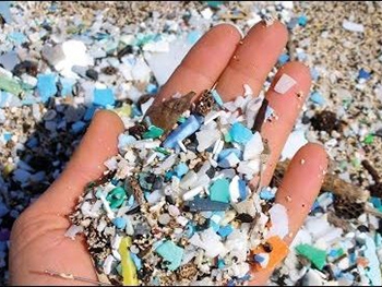 Мелкий пластик, как угроза экосистеме Мирового океана фото