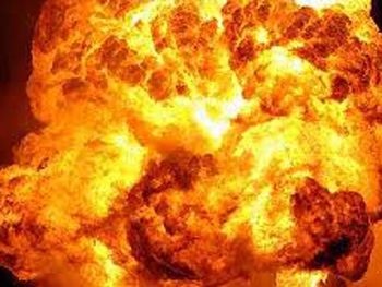 СМИ: В центре Донецка прогремел сильный взрыв фото