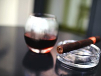 Курить и пить в Украине станет еще дороже фото