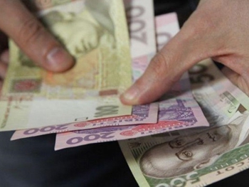 В Украине вдвое выросла минимальная зарплата фото