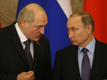 Володя, не порти нервы! Лукашенко рассказал об эмоциональном разговоре с Путиным фото