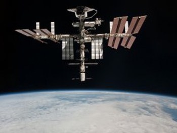 Астронавт ESA опубликовал снимки полярного сияния из космоса фото