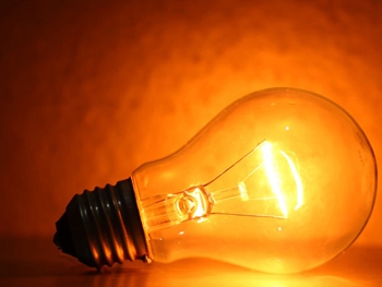 С марта снова дорожает электроэнергия. В последний ли раз? фото