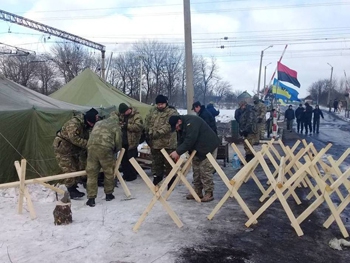 Блокада Донбасса: полиция сделала резонансное заявление о взрывчатке фото