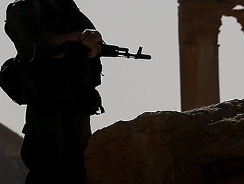 В Чечне напали на российскую часть, погибли 12 человек (видео 18+) фото