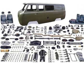 Волонтеры собирают военным важные подарки фото