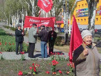 Коммунистов не будут привлекать за празднование дня рождения Ленина фото