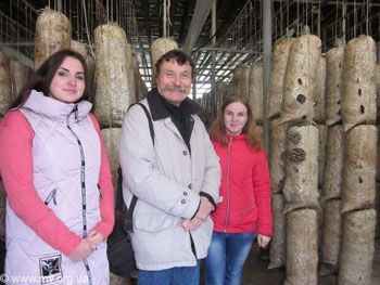 Французский гость обучал студентов и посещал местные достопримечательности фото