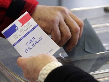 Выборы президента Франции: стартовал второй тур фото