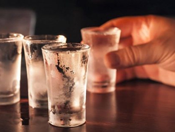 Корейцы придумали беспохмельную водку фото