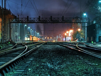 В Запорожской области остановили поезда из-за разобранных рельс фото