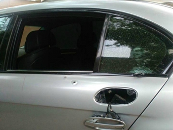 Погоня со стрельбой в Одессе: преступник разбил машину полицейских и сбежал фото