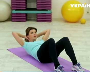 Появились кадры утренней зарядки с первой леди фото