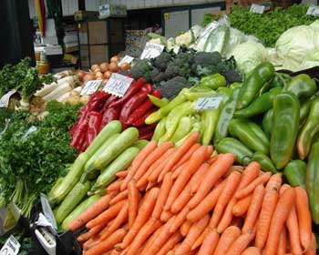 В кабачках и капусте много нитратов, а в молоке мало жира фото