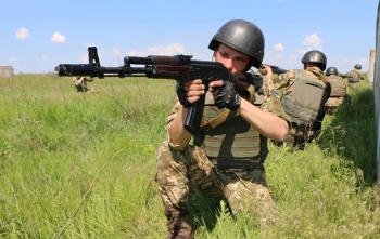 В зоне АТО украинские военные с 1 июня получили приказ придерживаться режима тишины фото