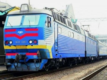 Электровоз насмерть сбил ребенка фото