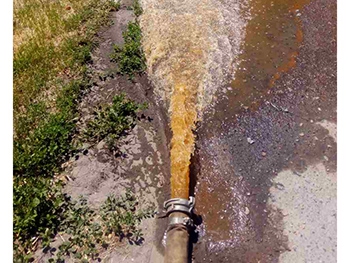 В Мелитополе чистят сети по заявкам фото