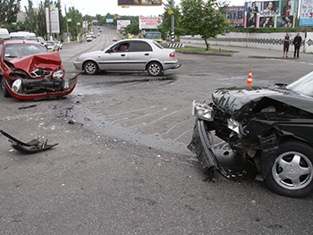 Оба водителя после аварии в больнице фото