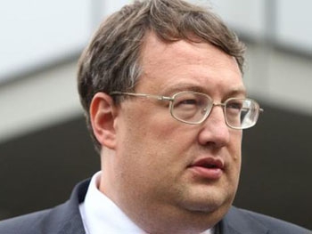 Геращенко допустил причастность РФ к задержанию украинского военного в Италии фото