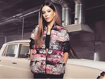 Ани Лорак собрала полный зал в Сочи, но ехать с концертами в Украину не собирается фото