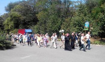 Завершилось восьмидневное паломничество из Мелитополя в Запорожье. Фото фото