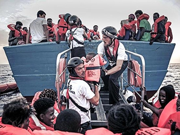 У побережья Йемена нелегальный перевозчик утопил около 50 мигрантов, - ООН фото