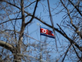 Китай ввел санкции против Северной Кореи фото