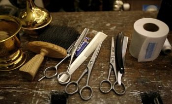 В Киеве женщина убила парикмахершу из-за стрижки мужа фото