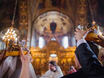 Запорожцев приглашают на массовое венчание фото