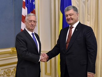 Мэттис подсчитал расходы США на помощь Украине фото