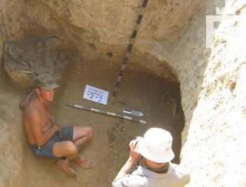 В Запорожской области археологи обнаружили древние захоронения фото