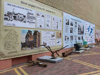 Предпринимателей поздравили с праздником и намекнули, куда вложить средства фото