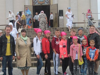 Константиновские школьники увидели маяк православия Бердянска фото