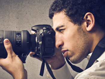 Nikon обвинили в сексизме из-за рекламы новой камеры фото