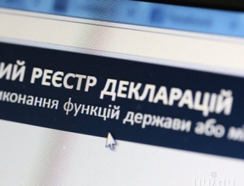 Управделами исполкома имеет три квартиры, три земельных участка и завидную зарплату фото