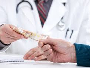 Медицинская реформа в Украине: составлен список бесплатных услуг врачей (инфографика) фото