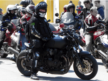 Байкеры закрывают мотосезон в Мелитополе фото